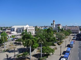 Cienfuegos, Cuba - photo by juliamaud