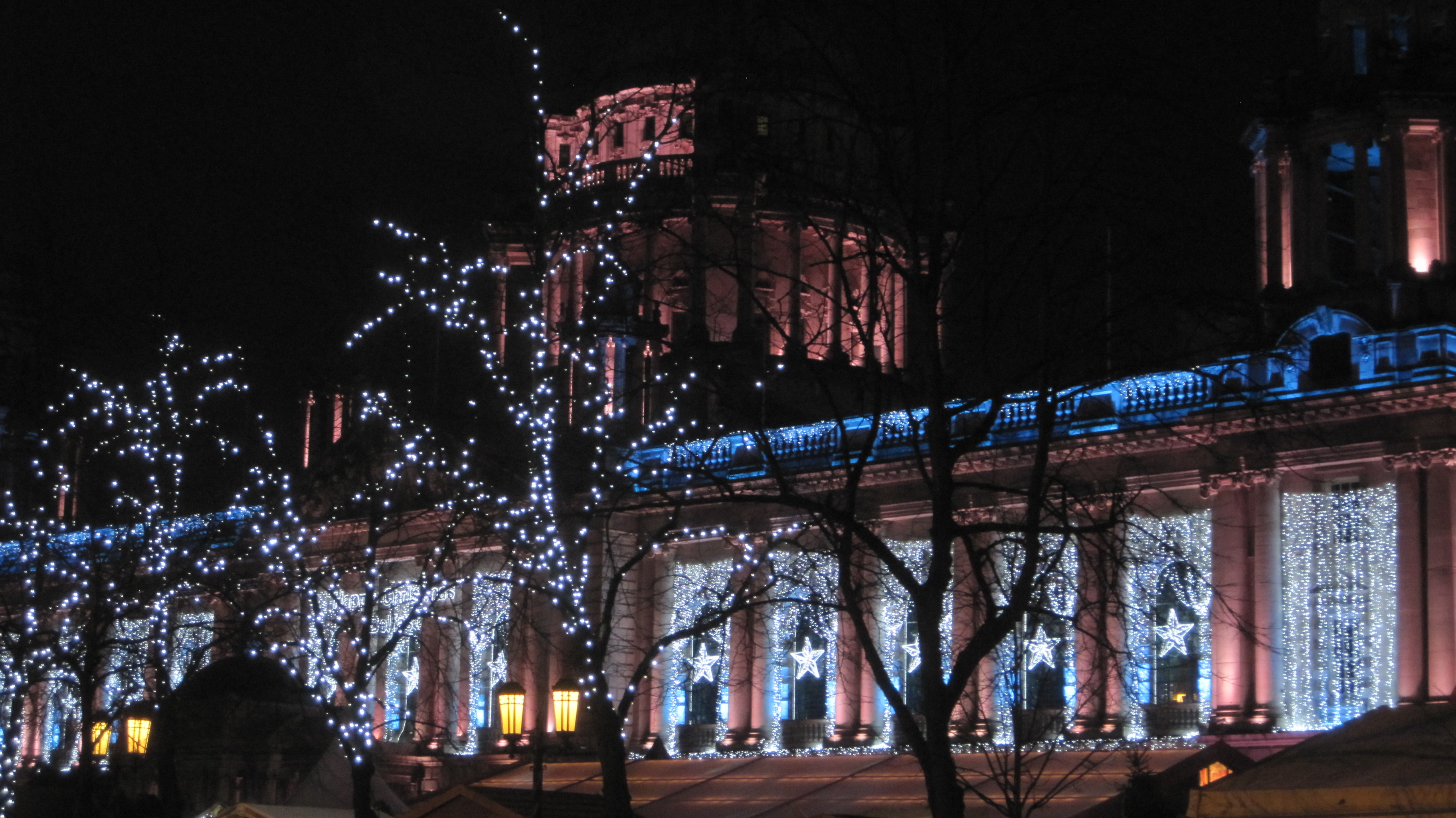 Belfast City Hall at Christmas by juliamaud