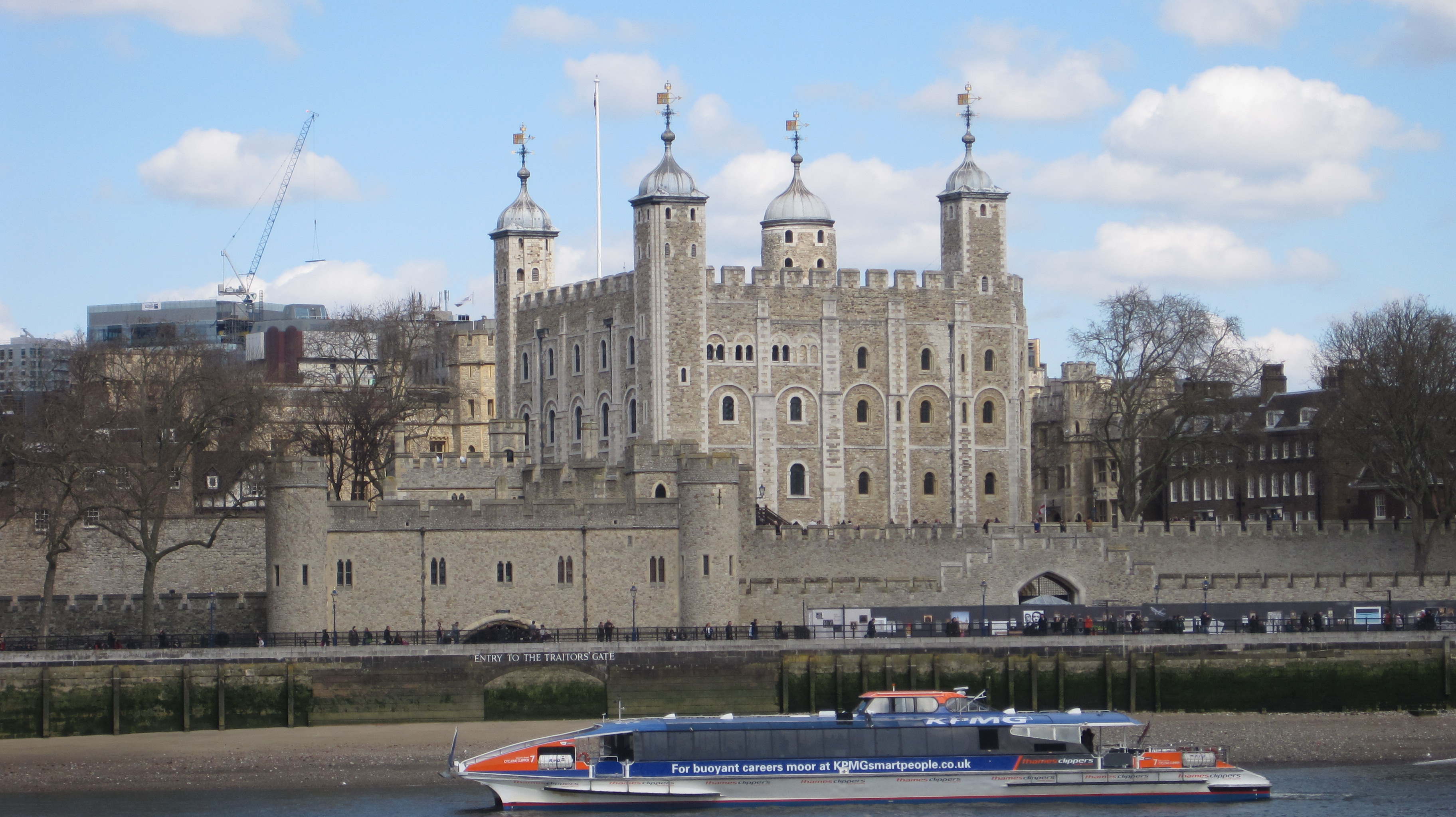 Tower of London by Juliamaud