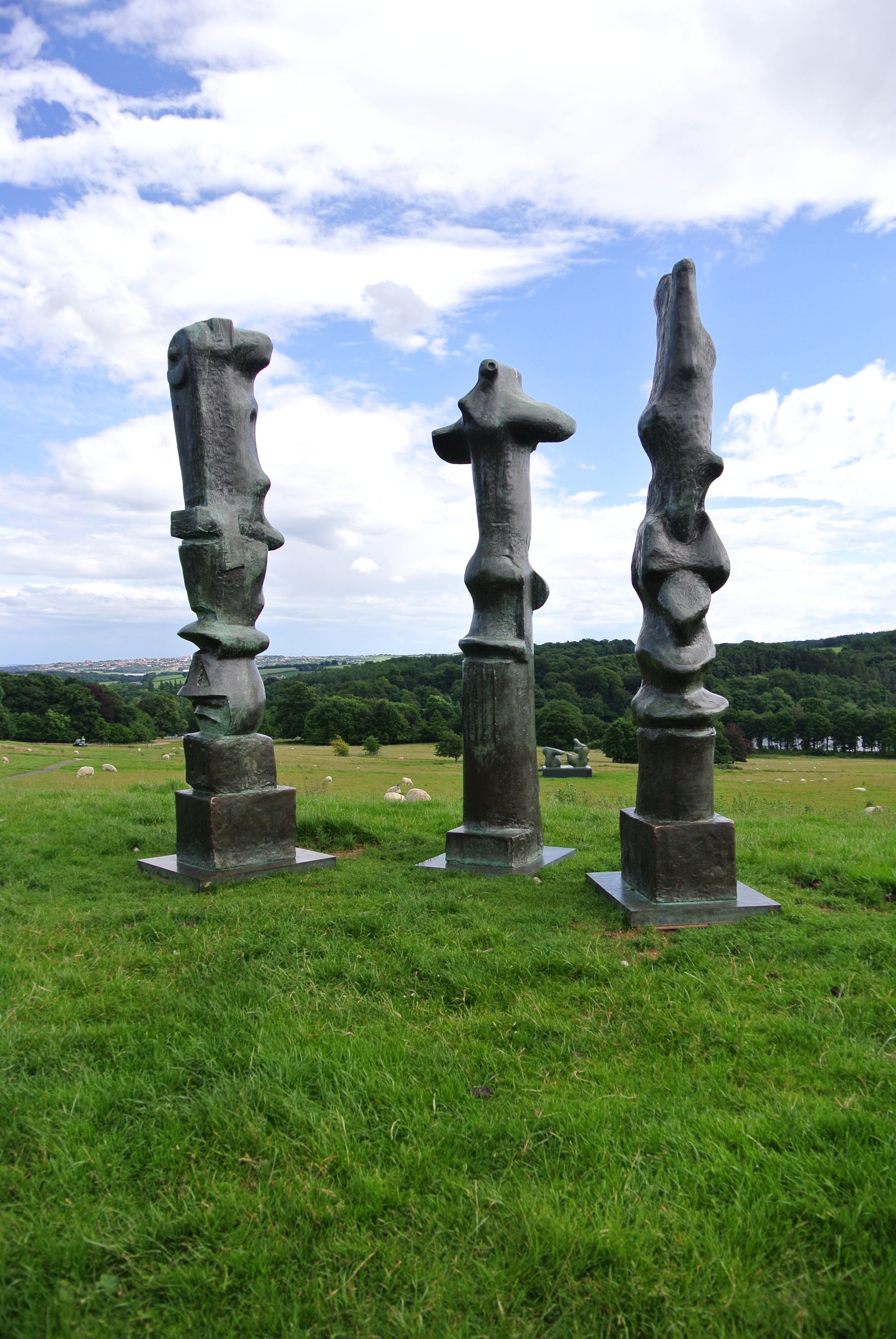 Henry Moore: Upright Motives No. 1 (Glenkiln Cross): No 2; No 7 - photo by Juliamaud