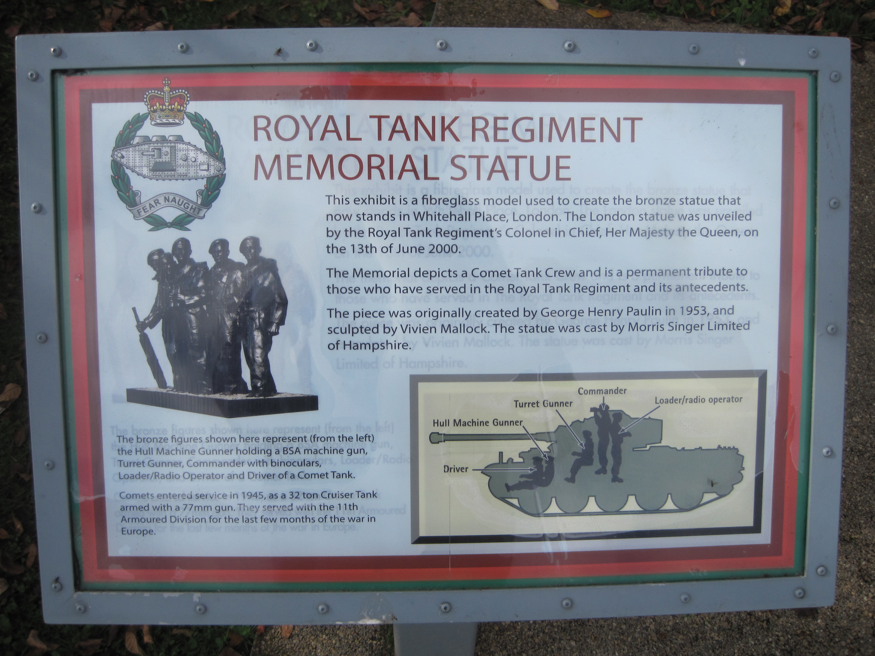 Royal Tank Regiment Memorial Statue - photo Juliamaud
