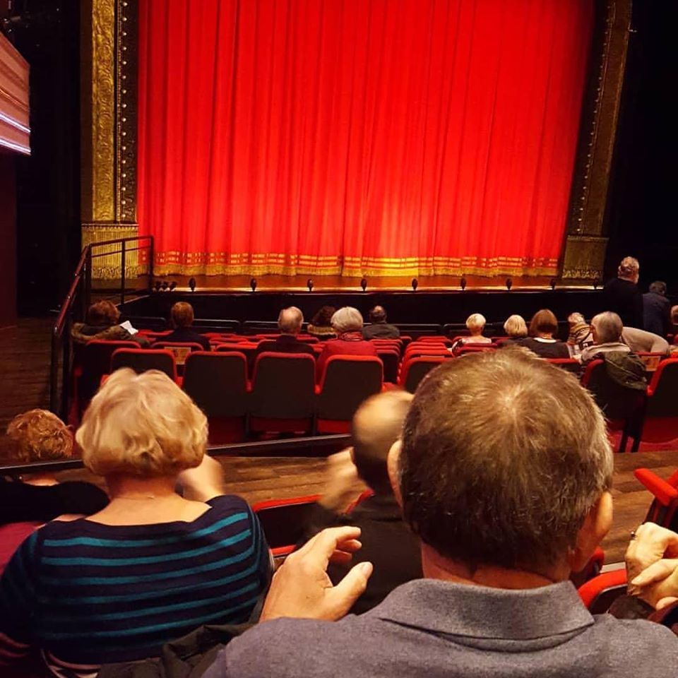 Waiting to see "Curtains" - photo by Juliamaud