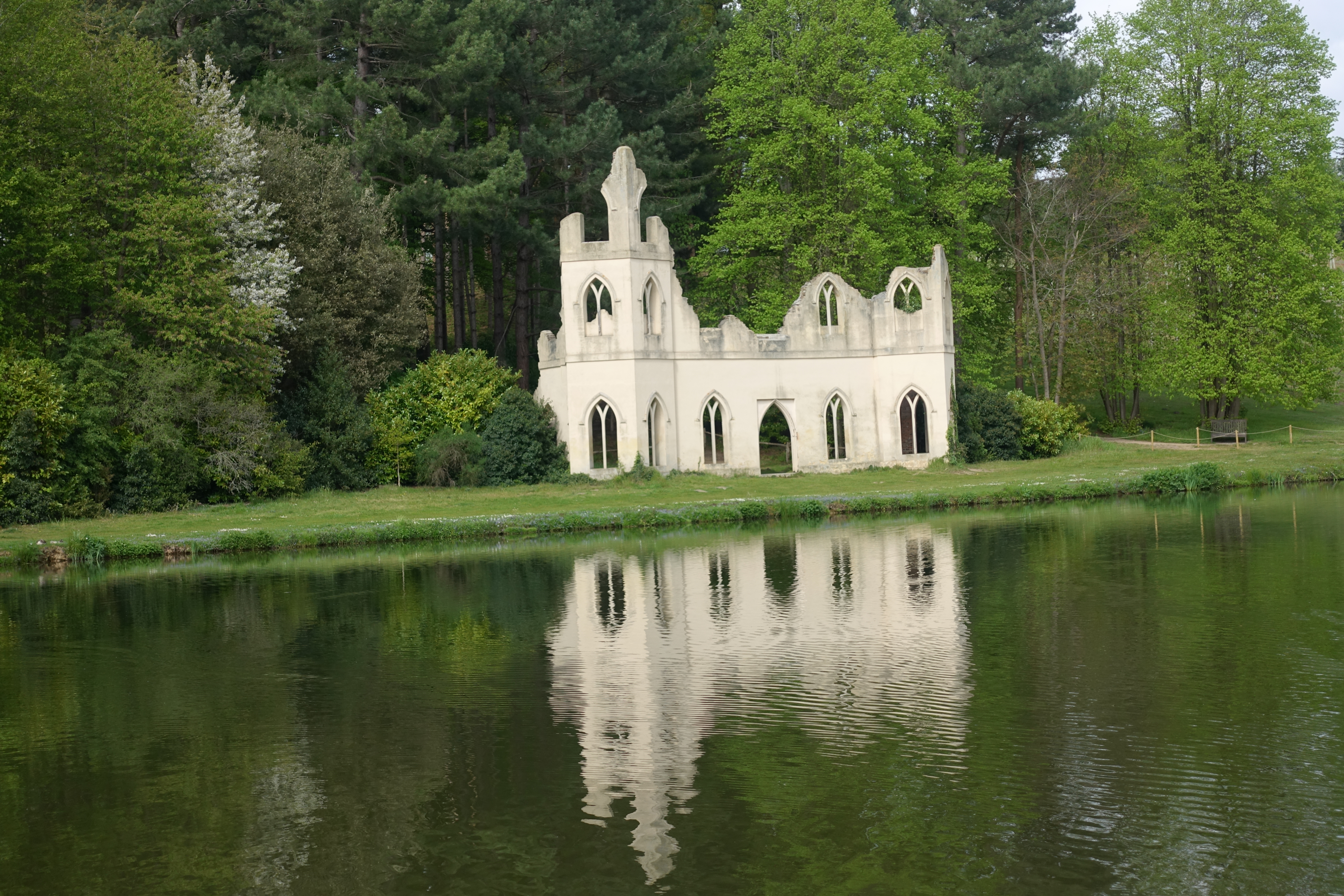 Painshill Park - photo by Juliamaud