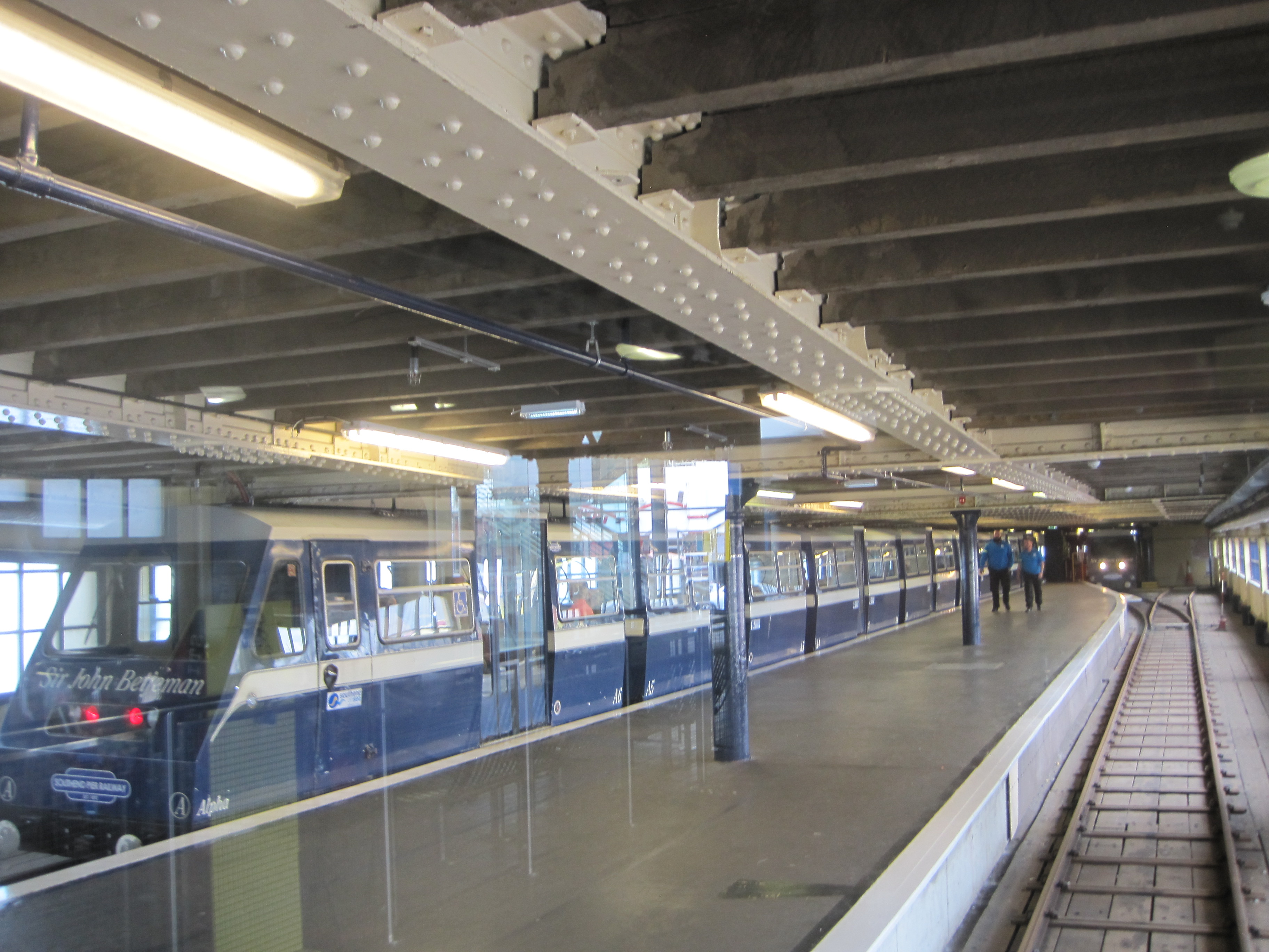 Southend Pier Train - photo by Juliamaud